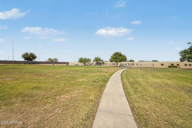 2325 E Greenlee Avenue, Apache Junction, AZ 85119