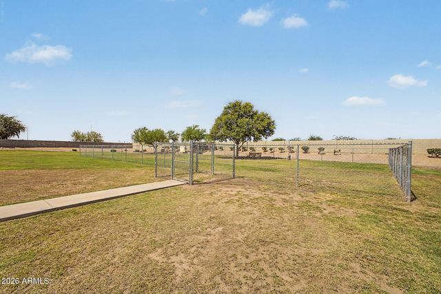 2325 E Greenlee Avenue, Apache Junction, AZ 85119