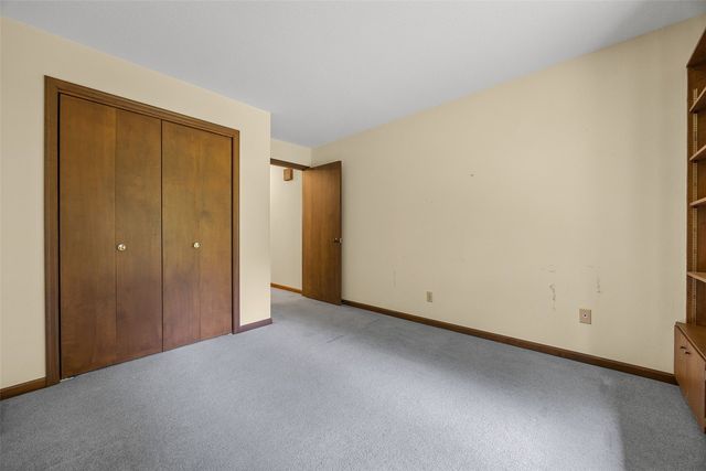 1723 Pikes Peak Ct NE, Cedar Rapids, IA 52402