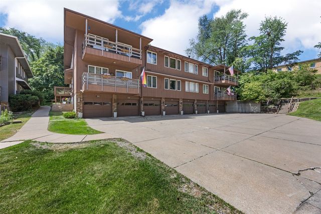 1723 Pikes Peak Ct NE, Cedar Rapids, IA 52402