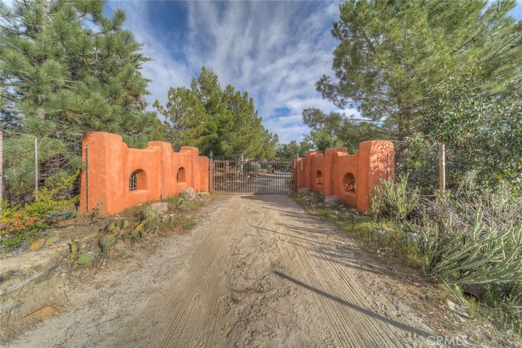 37440 Old Forest, Anza, CA 92539