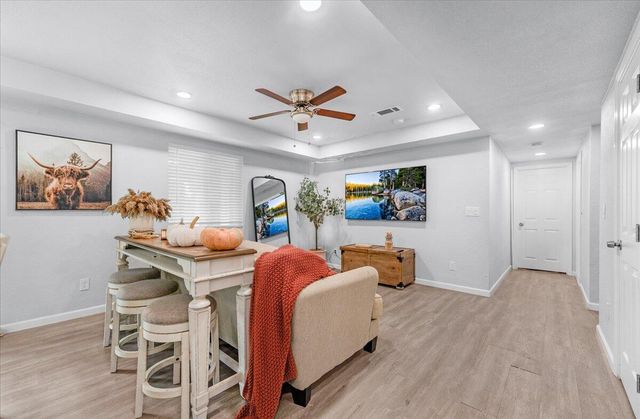 2423 E Vassar Drive, Visalia, CA 93292