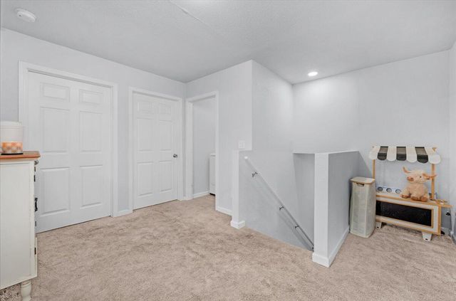 2423 E Vassar Drive, Visalia, CA 93292