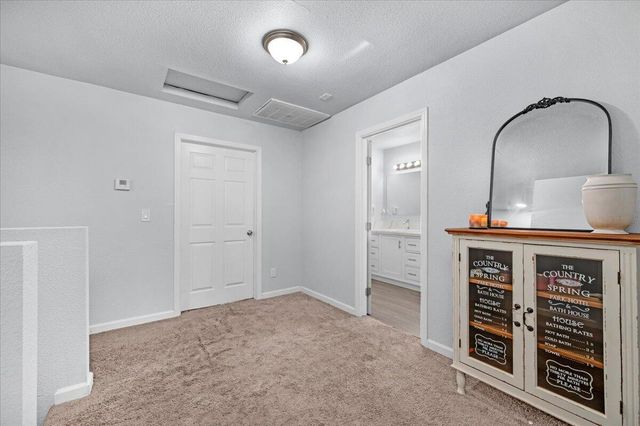 2423 E Vassar Drive, Visalia, CA 93292