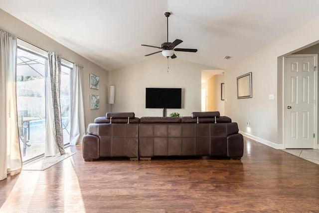 289 Honeysuckle Way, Niceville, FL 32578