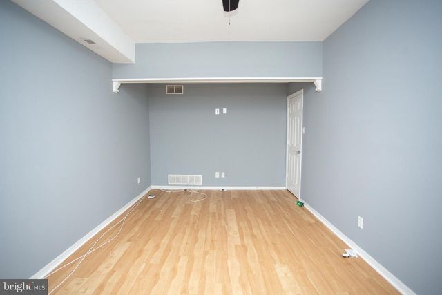 5 REGENT CT, Medford, NJ 08055