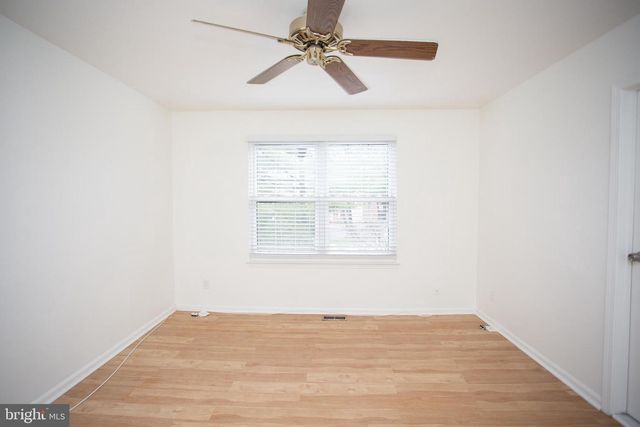 5 REGENT CT, Medford, NJ 08055