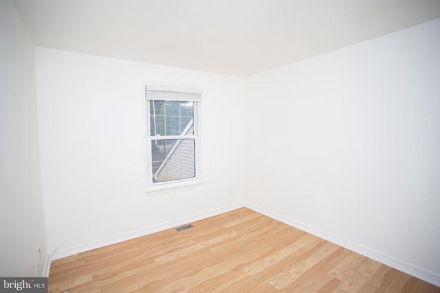 5 REGENT CT, Medford, NJ 08055