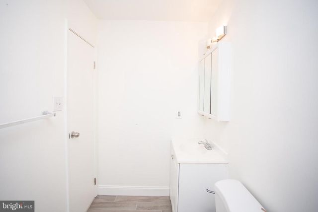 5 REGENT CT, Medford, NJ 08055