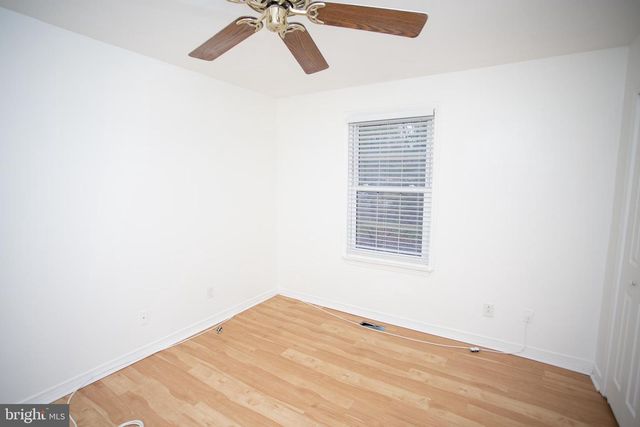 5 REGENT CT, Medford, NJ 08055