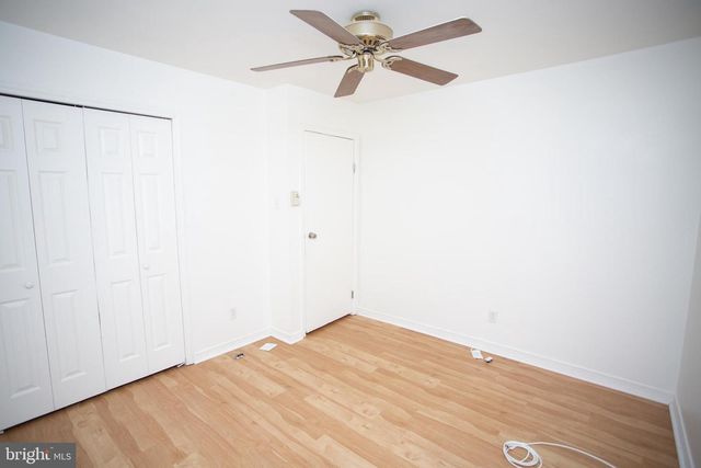 5 REGENT CT, Medford, NJ 08055