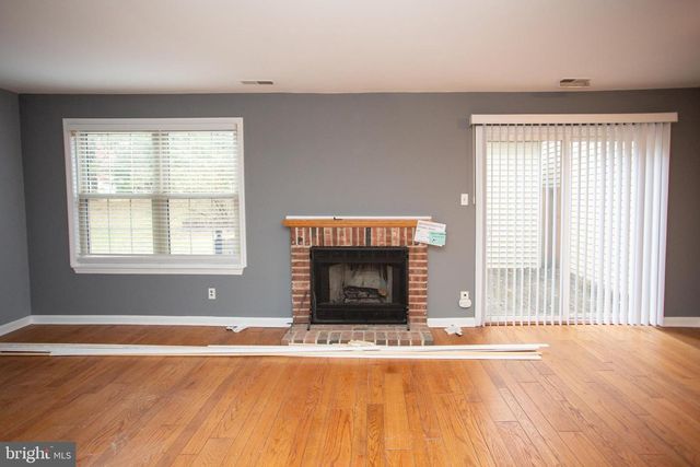 5 REGENT CT, Medford, NJ 08055