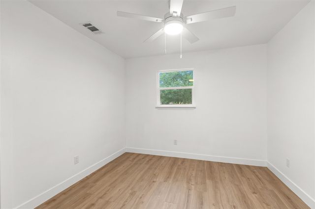 409 Avenue R, Marble Falls, TX 78654