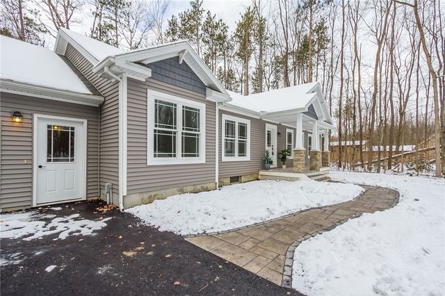 796 Curran Road, Manchester, NY 14548