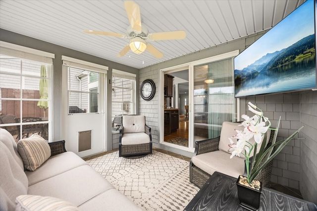 22 Prestwick Rd 22, Bourne, MA 02532