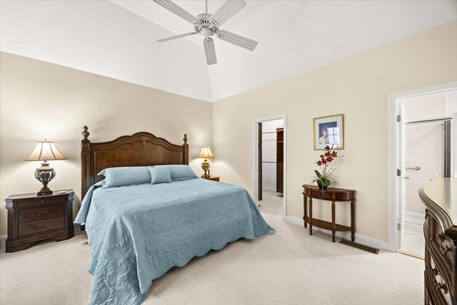 22 Prestwick Rd 22, Bourne, MA 02532