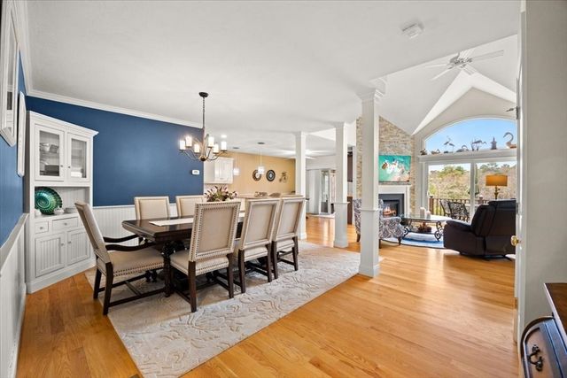 22 Prestwick Rd 22, Bourne, MA 02532