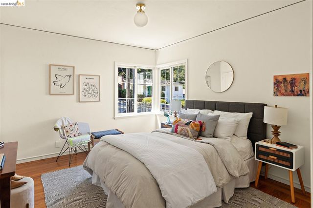 3292 Jordan Rd, Oakland, CA 94602