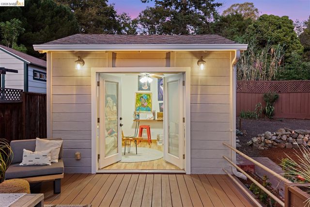 3292 Jordan Rd, Oakland, CA 94602