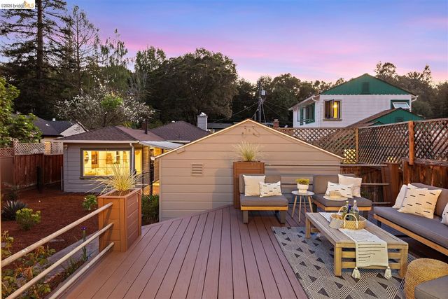 3292 Jordan Rd, Oakland, CA 94602