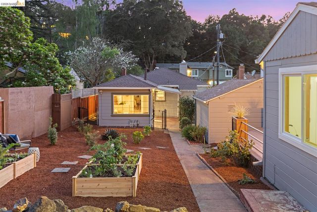 3292 Jordan Rd, Oakland, CA 94602