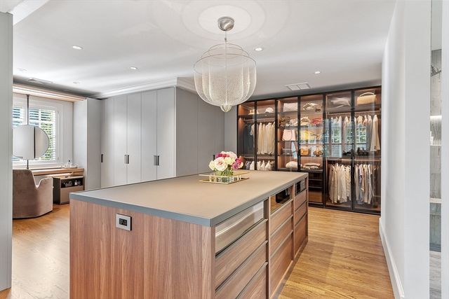 3 Wisteria Ln, Lexington, MA 02420