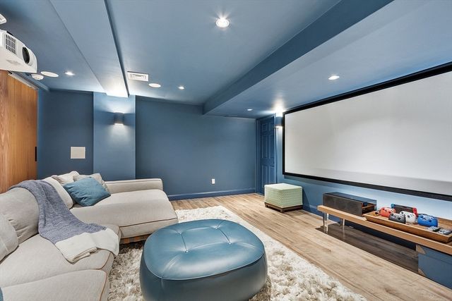 3 Wisteria Ln, Lexington, MA 02420