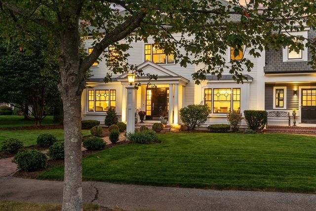 3 Wisteria Ln, Lexington, MA 02420