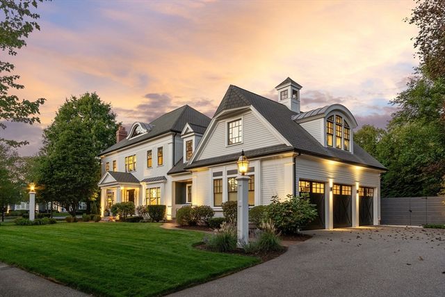 3 Wisteria Ln, Lexington, MA 02420