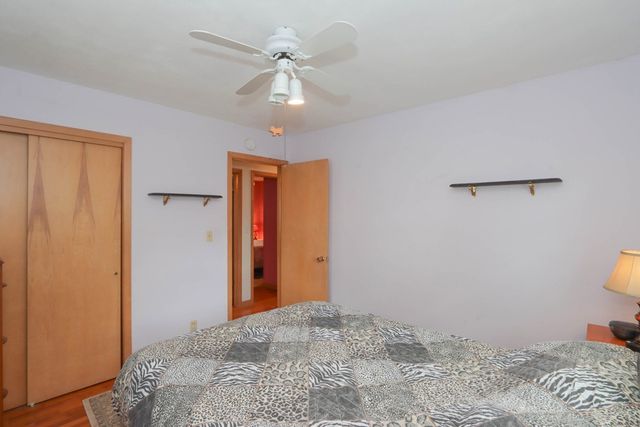 3013 Sue Ln NW, Cedar Rapids, IA 52405