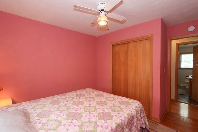 3013 Sue Ln NW, Cedar Rapids, IA 52405