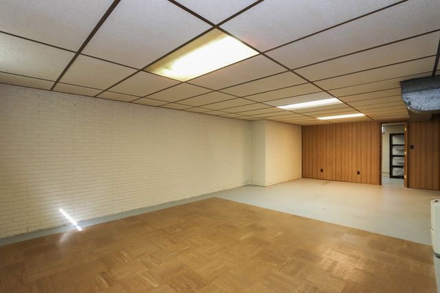 3013 Sue Ln NW, Cedar Rapids, IA 52405