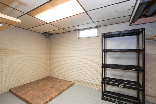 3013 Sue Ln NW, Cedar Rapids, IA 52405