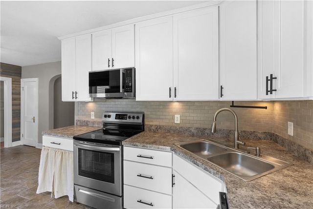 1412 Dure RD, Norfolk, VA 23502