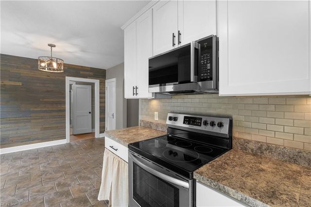1412 Dure RD, Norfolk, VA 23502