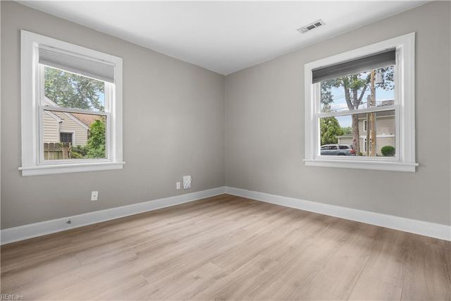 1412 Dure RD, Norfolk, VA 23502