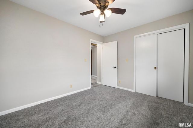 2705 N WOODBINE Terrace, Peoria, IL 61604