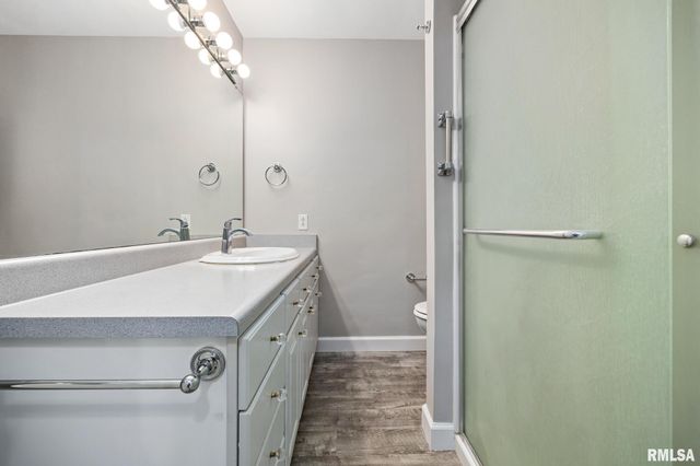 2705 N WOODBINE Terrace, Peoria, IL 61604