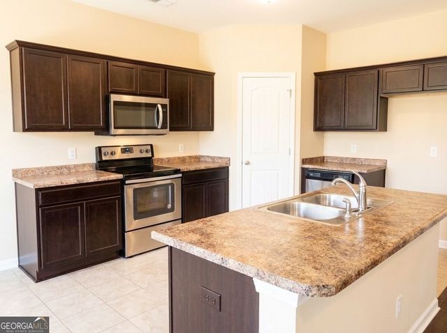 1321 Windrow Drive, Hinesville, GA 31313