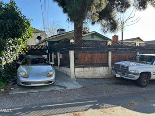 7832 Forsythe Street, Sunland (los Angeles), CA 91040