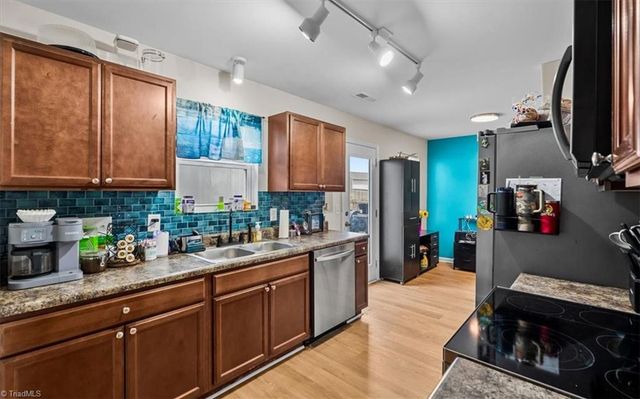 164 Creekstone Court, Lexington, NC 27295