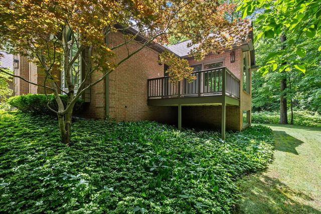 223 Crabapple Lane, Valparaiso, IN 46383