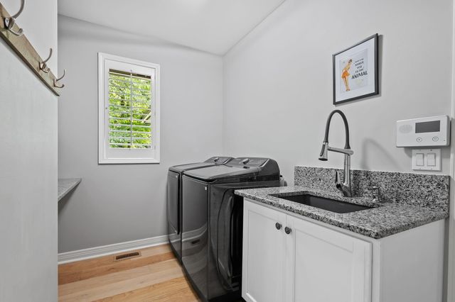 223 Crabapple Lane, Valparaiso, IN 46383