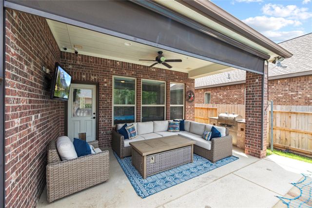 16923 Apple River Drive, Cypress, TX 77433