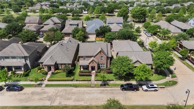 16923 Apple River Drive, Cypress, TX 77433