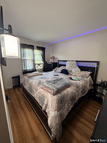 Court A Bdlg 19 Unit 73 Court, Bridgeport, CT 06610