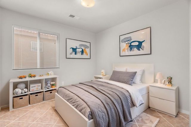 7523 Via Serenita SW, Albuquerque, NM 87121