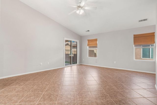 7523 Via Serenita SW, Albuquerque, NM 87121