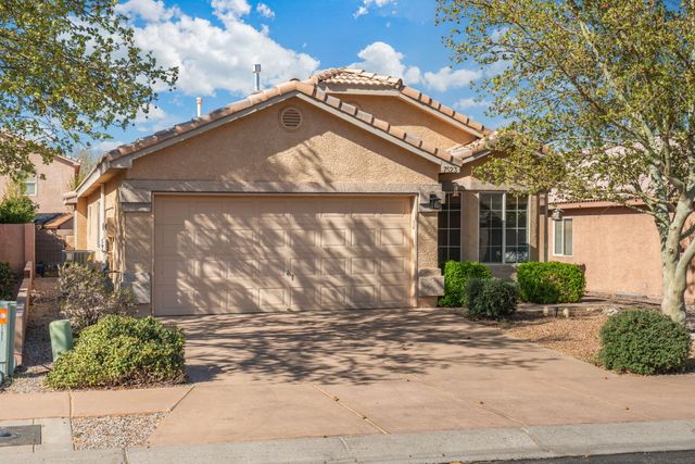 7523 Via Serenita SW, Albuquerque, NM 87121