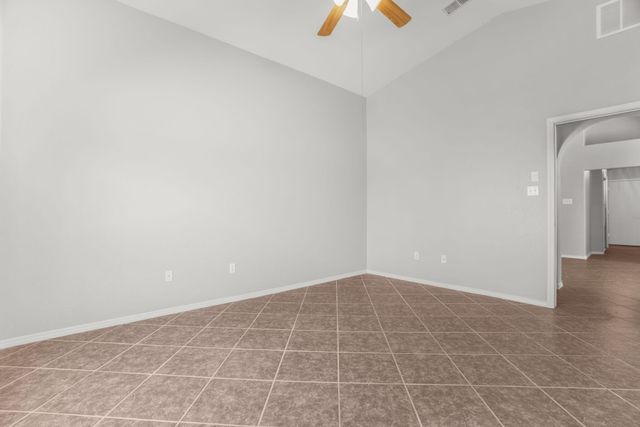 7523 Via Serenita SW, Albuquerque, NM 87121